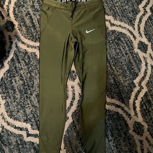 Women’s Nike pants